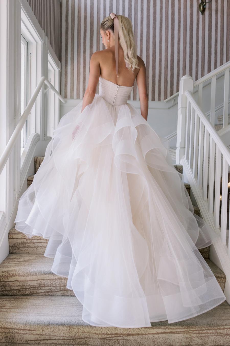 ホロライブ ～Wedding Dress Style～ トワ8点セット Wtoo Wedding Dresses | Watters