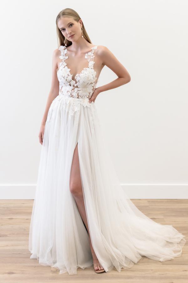Lumiere Wedding Dress パフスリーブ 8c4b1ff50ed2aac4e7f148624086d7
