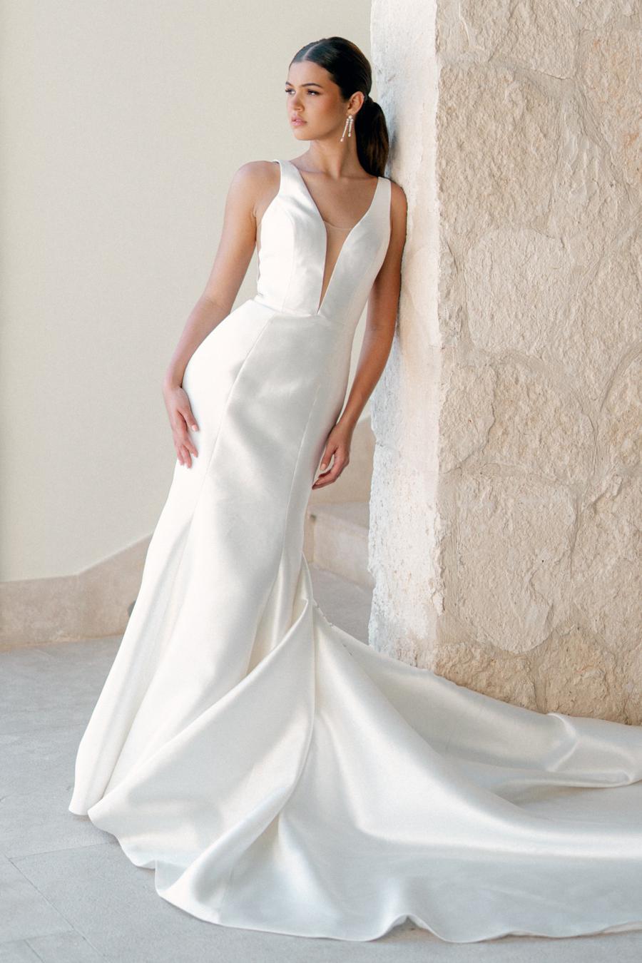 [BAU by Bride And You] HANNAH long dress ☆送料込☆ ☆BAU by Bride And You☆ Organza Flared Long Dress (Blue)