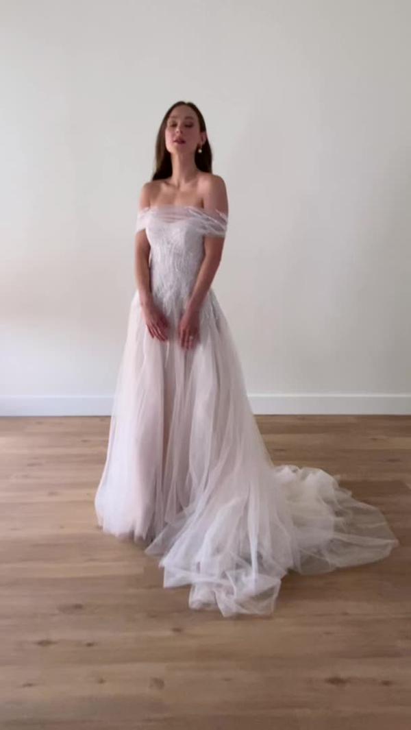 Dazzle with Topper 12825 | Wtoo Brides | Wtoo
