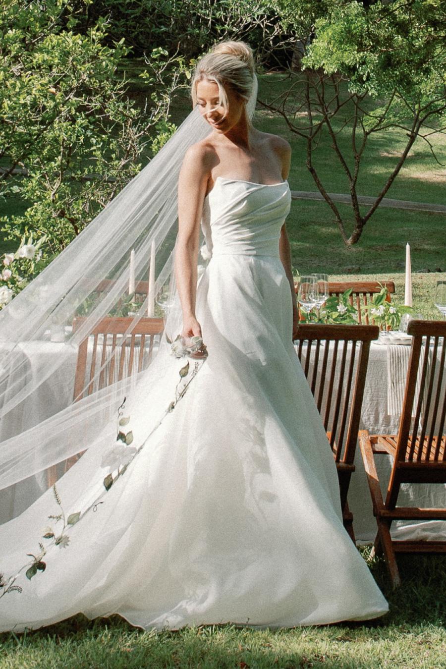 Fortune 12727 | Wtoo Brides | Wtoo