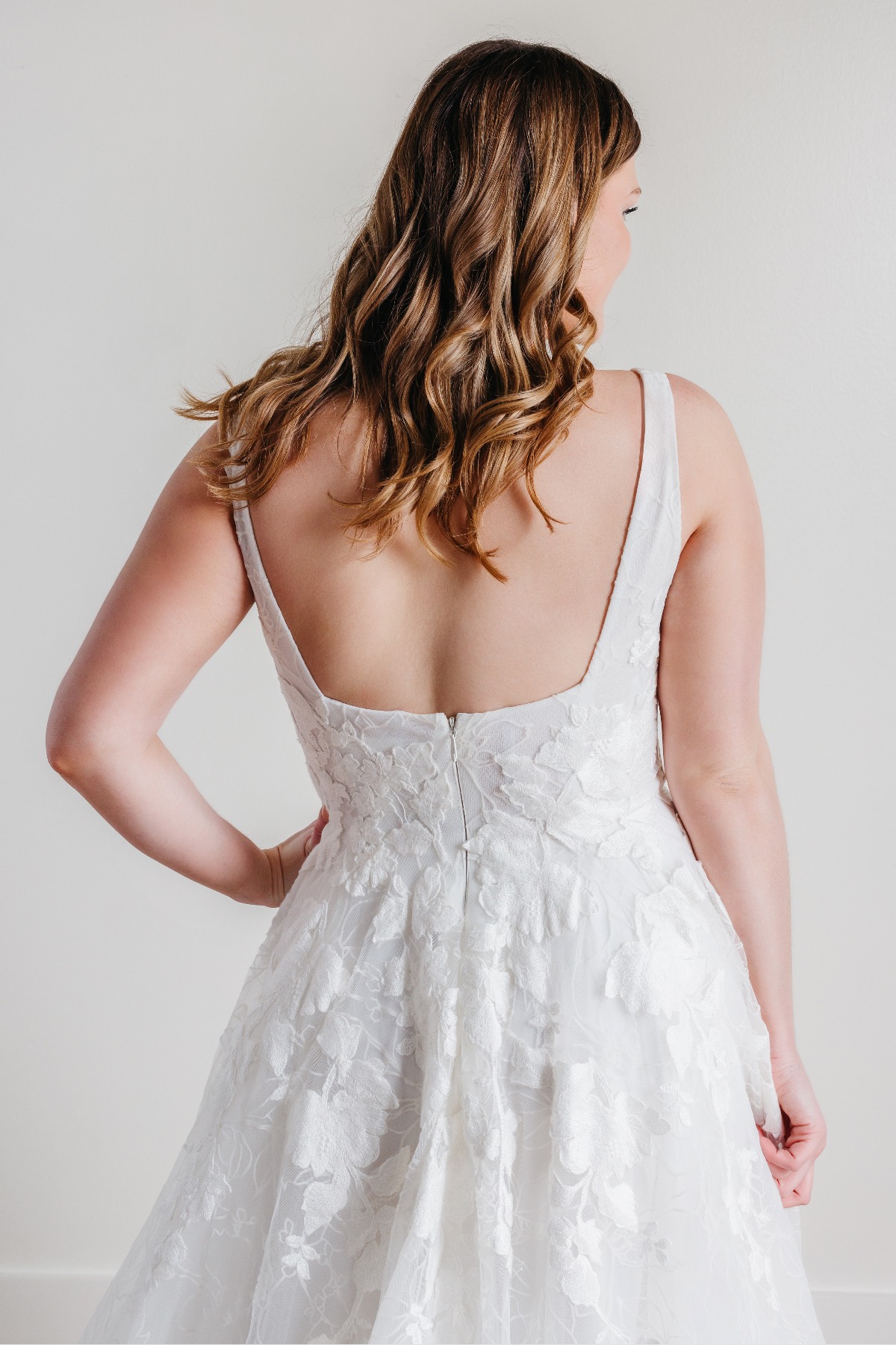 Tasha 13136 | Locket Brides | Locket