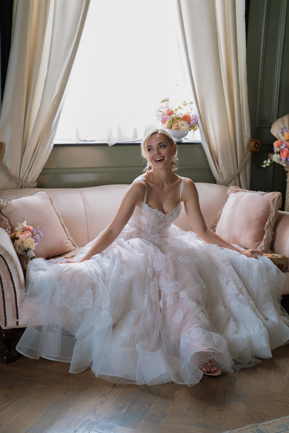 Allison 14734 | Locket Brides | Locket