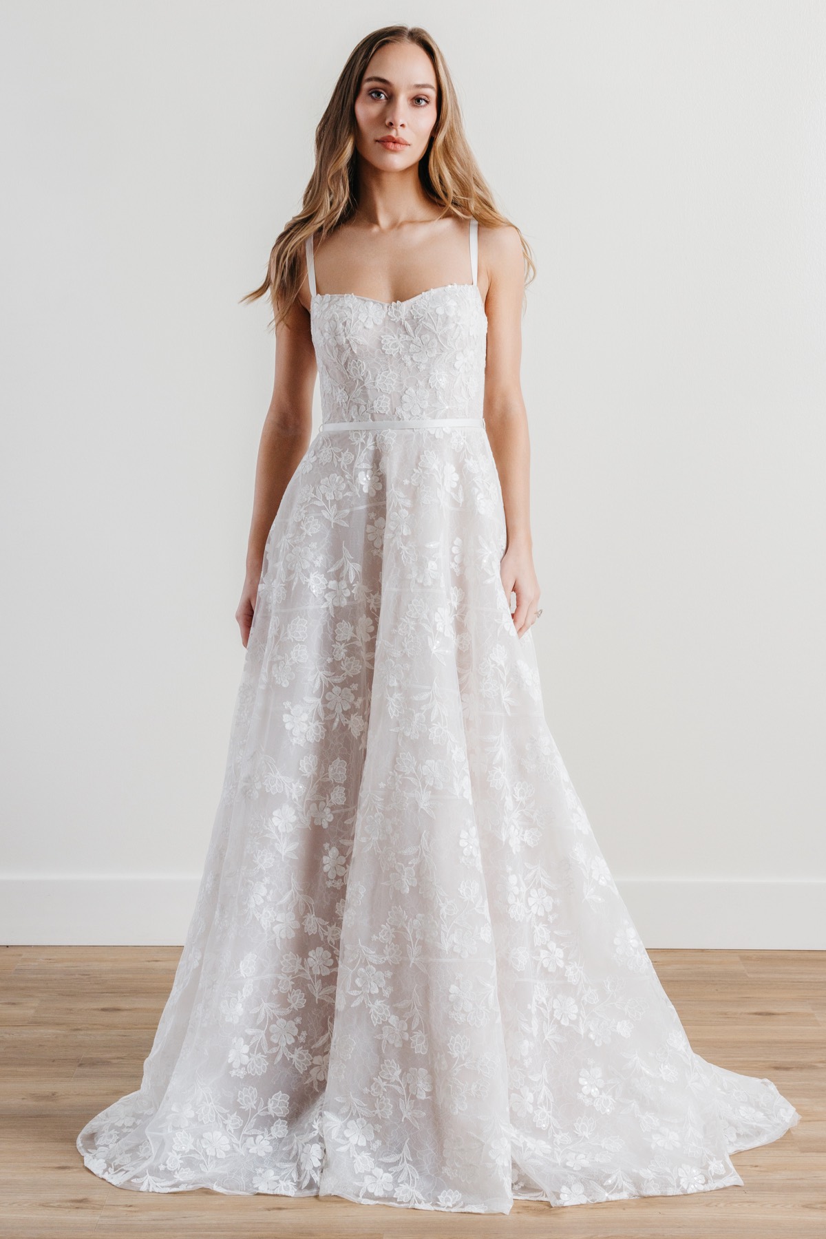 Quill 15135 | Locket Brides | Locket