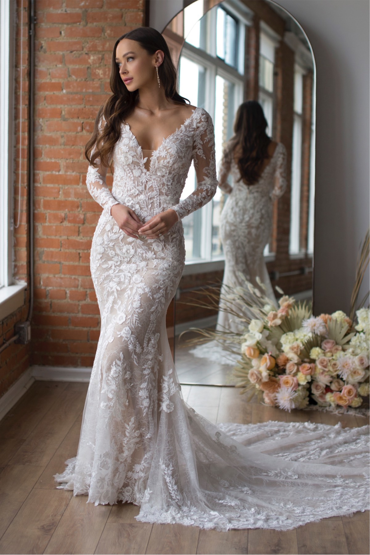 long sleeve wedding dress