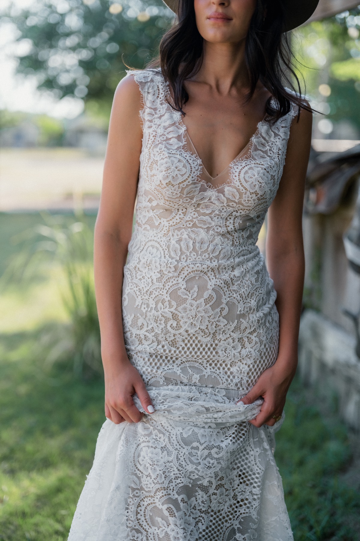 Pilar 16155 | Locket Brides | Locket