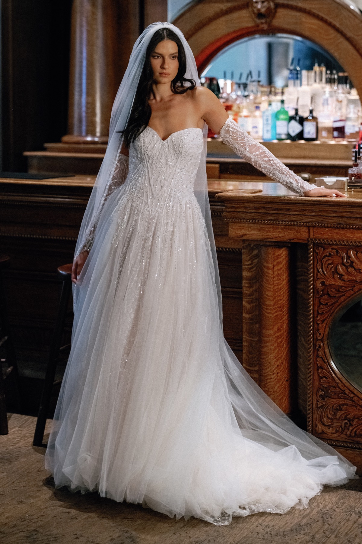 Arista with Sleeves 16805 | Locket Brides | Locket