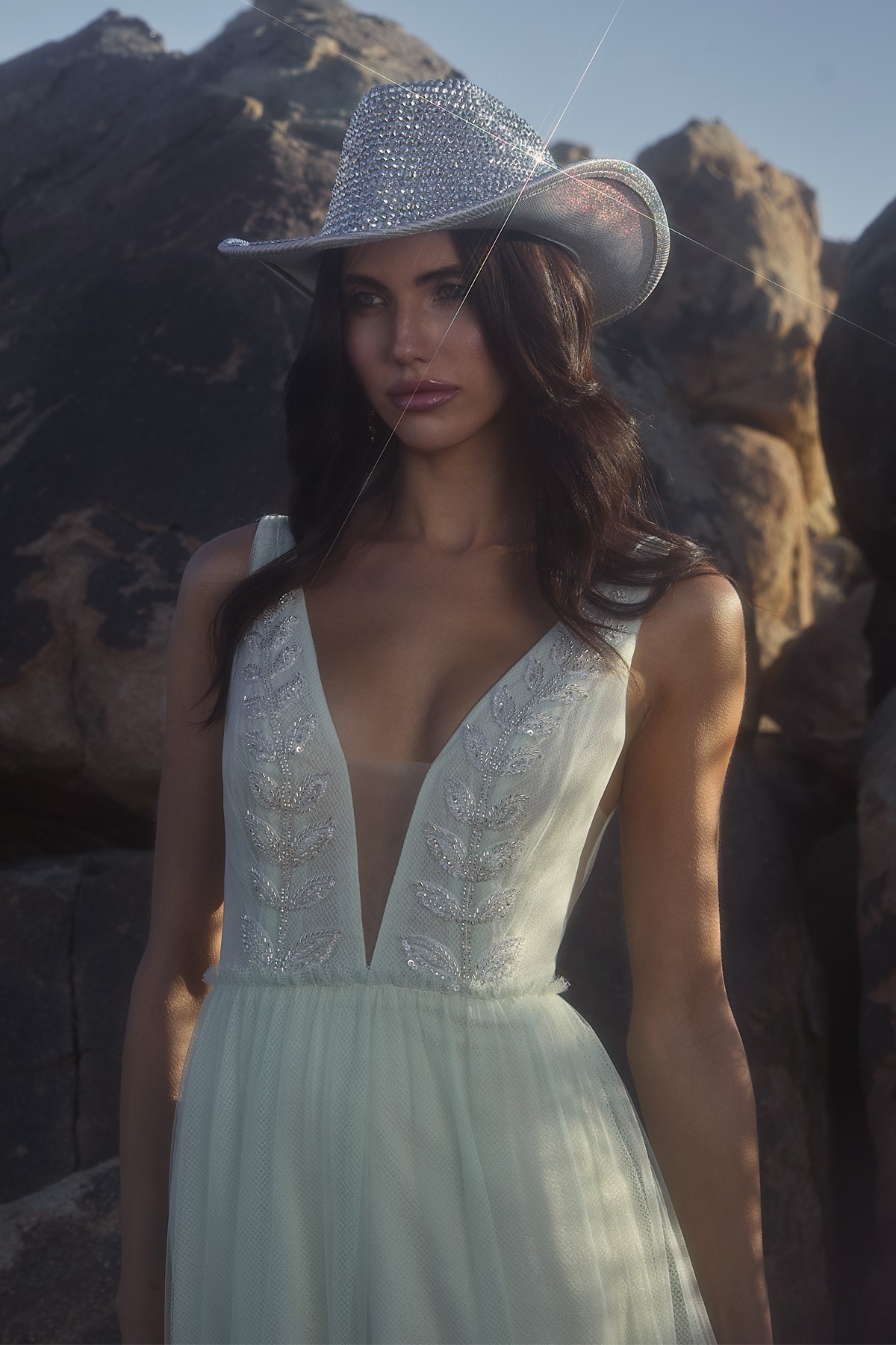 Willowby Wedding Gowns for the Boho Chic Bride | Watters Willowby Wedding Gowns for the Boho Chic Bride | Watters