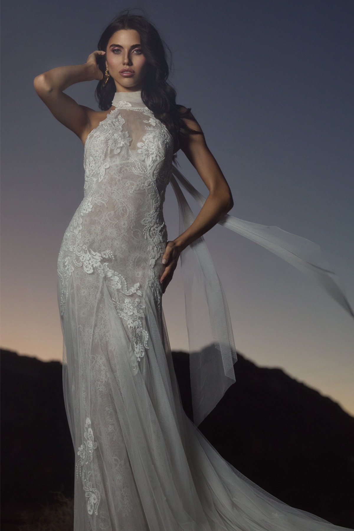 Zoe 54725 | Willowby Brides | Willowby