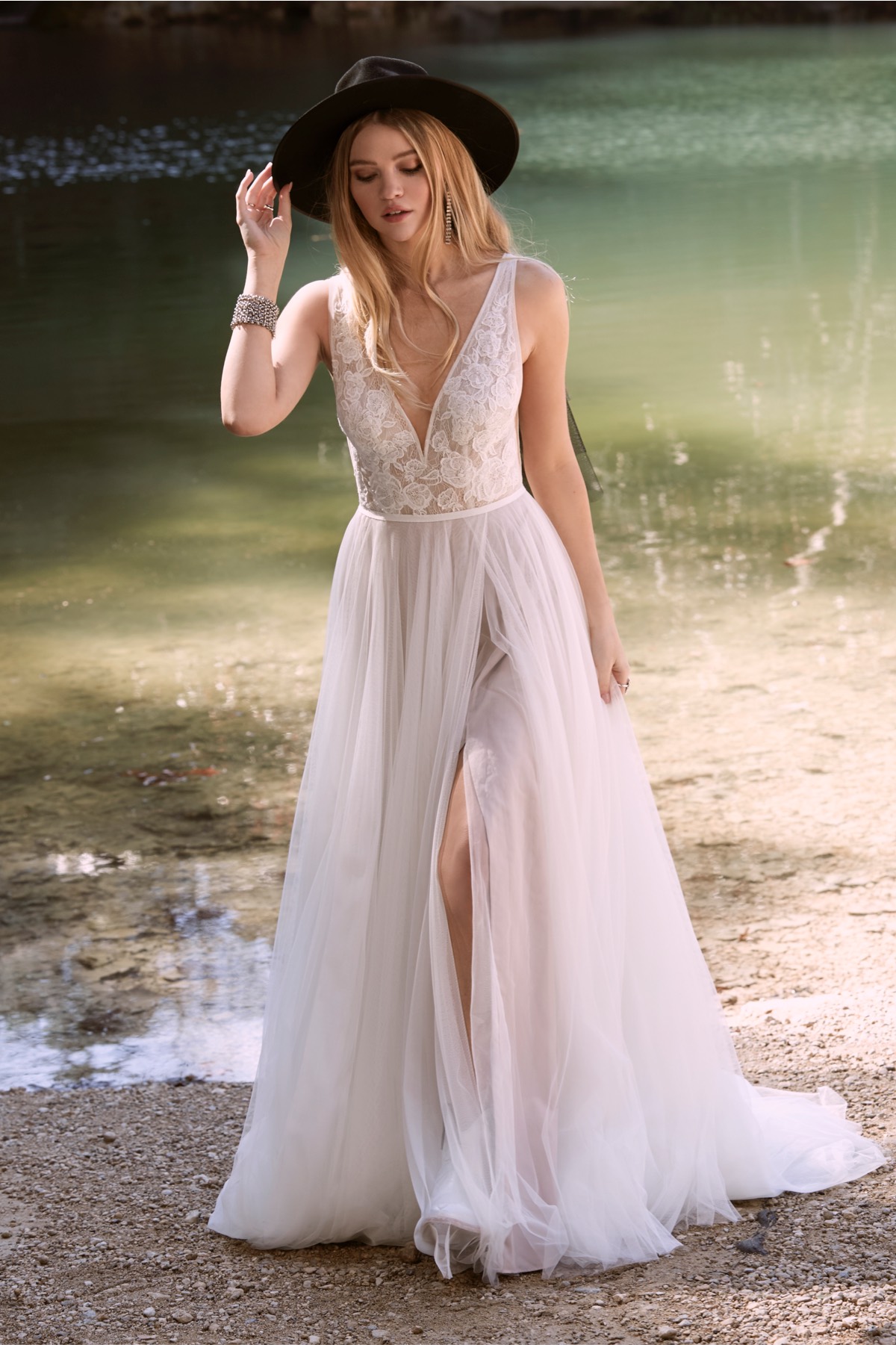 Watters lace wedding dress discount