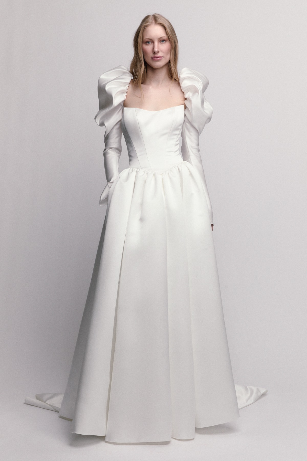 chinese dress ladies Luxurious Princess Ball Gown Wedding Dress with Long Train Champagne / 28W main image 1