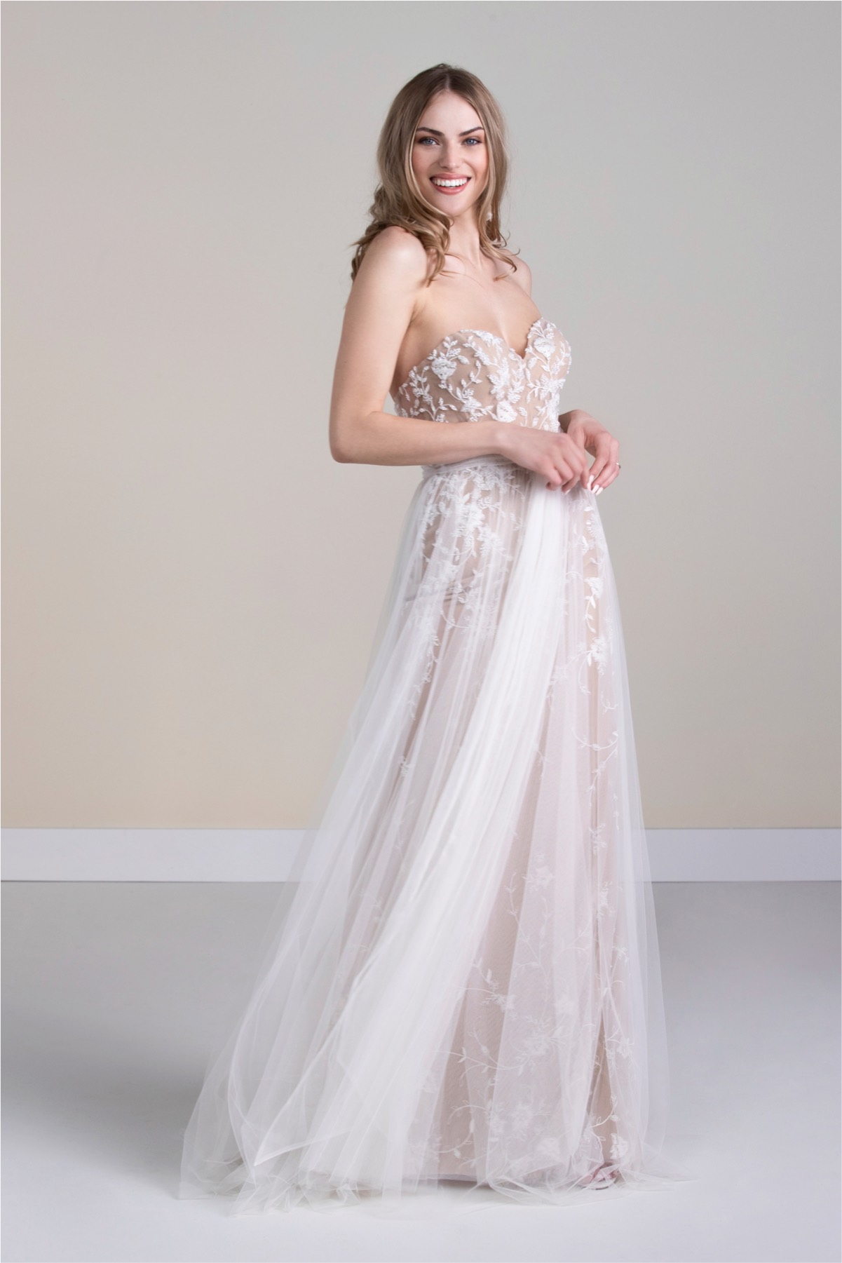 Watters Danbury Overskirt Image 7