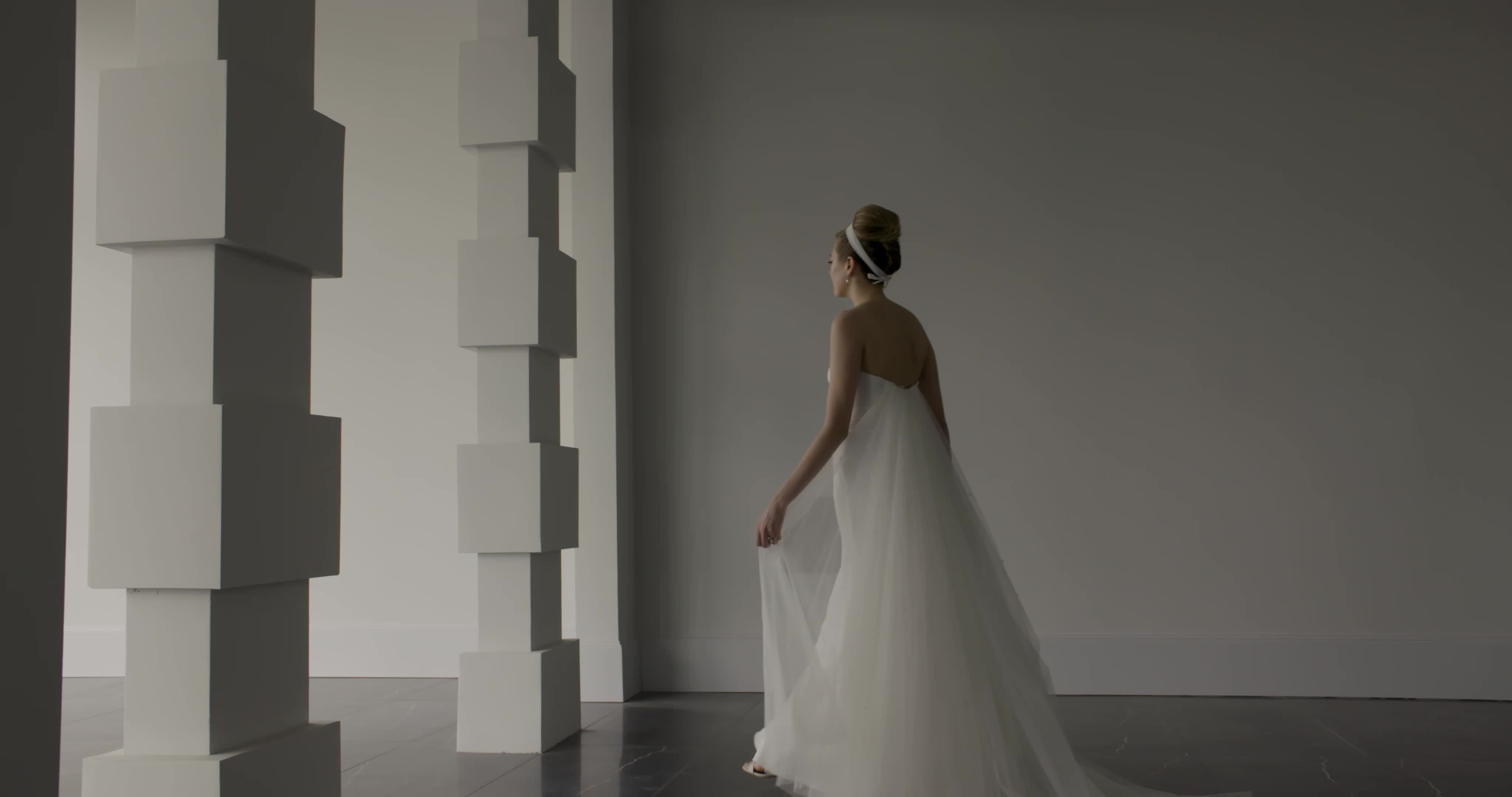 Watters Cappucine- Beaded Video