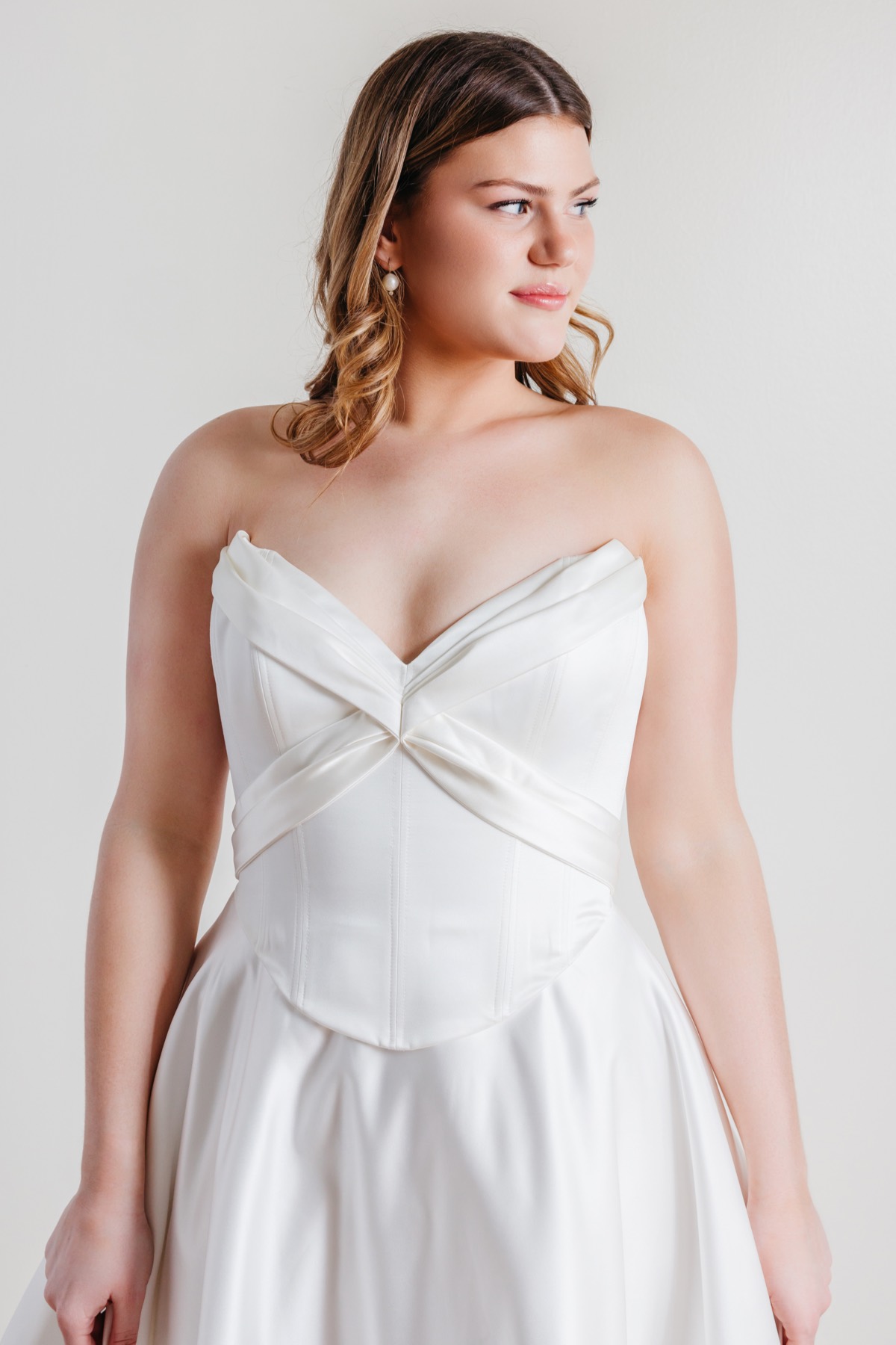 evening dresses for larger sizes La Femme Women's A-line Tulle and Lace Plus Size Gown with Slit - Blue